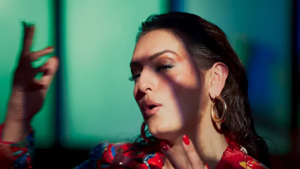 Matthe Te Chamkan - Akriti Kakar